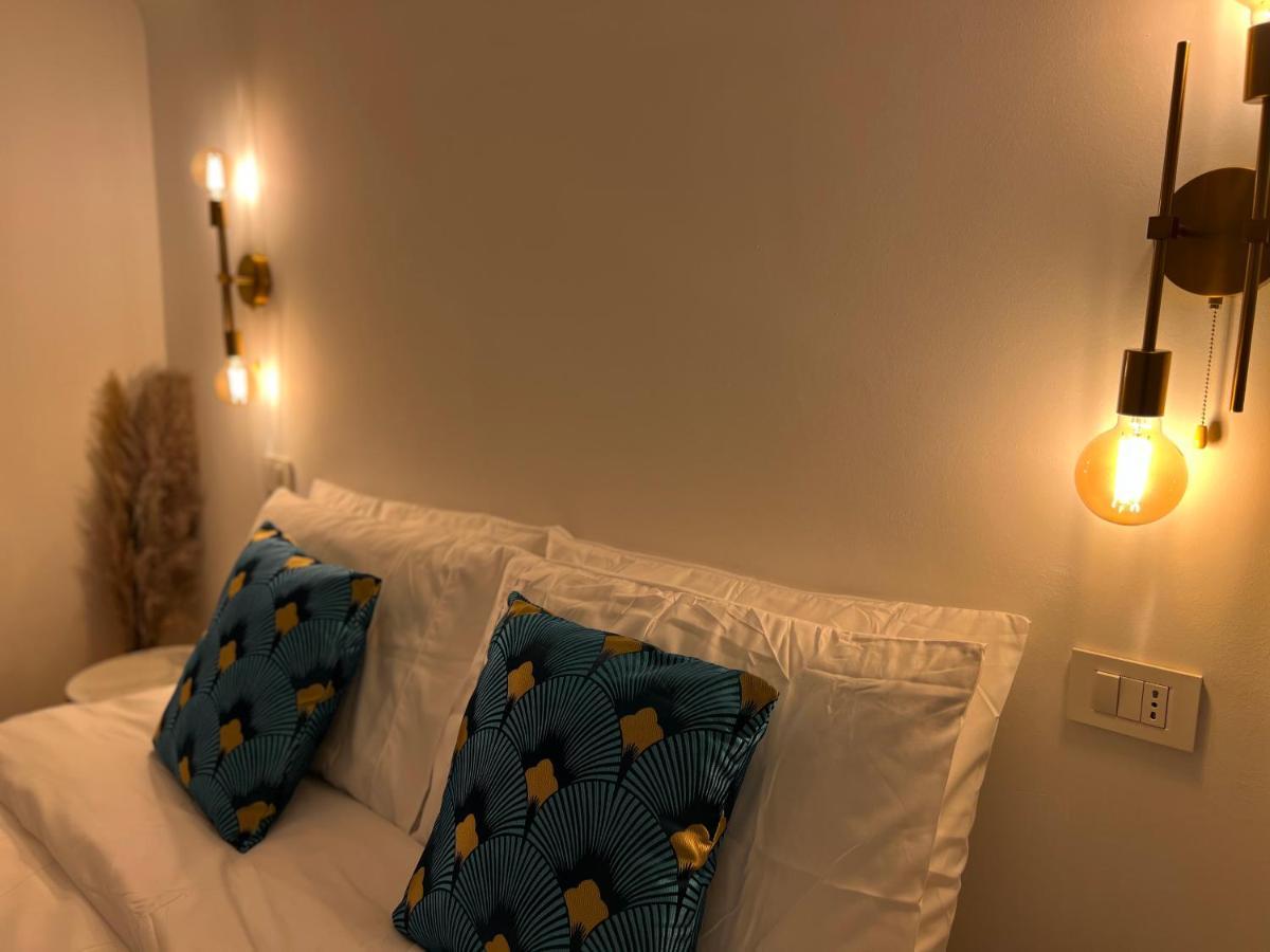 Regina Milano In Porta Romana 2 - Sky Tv, Wifi E Breakfast Box 아파트 외부 사진