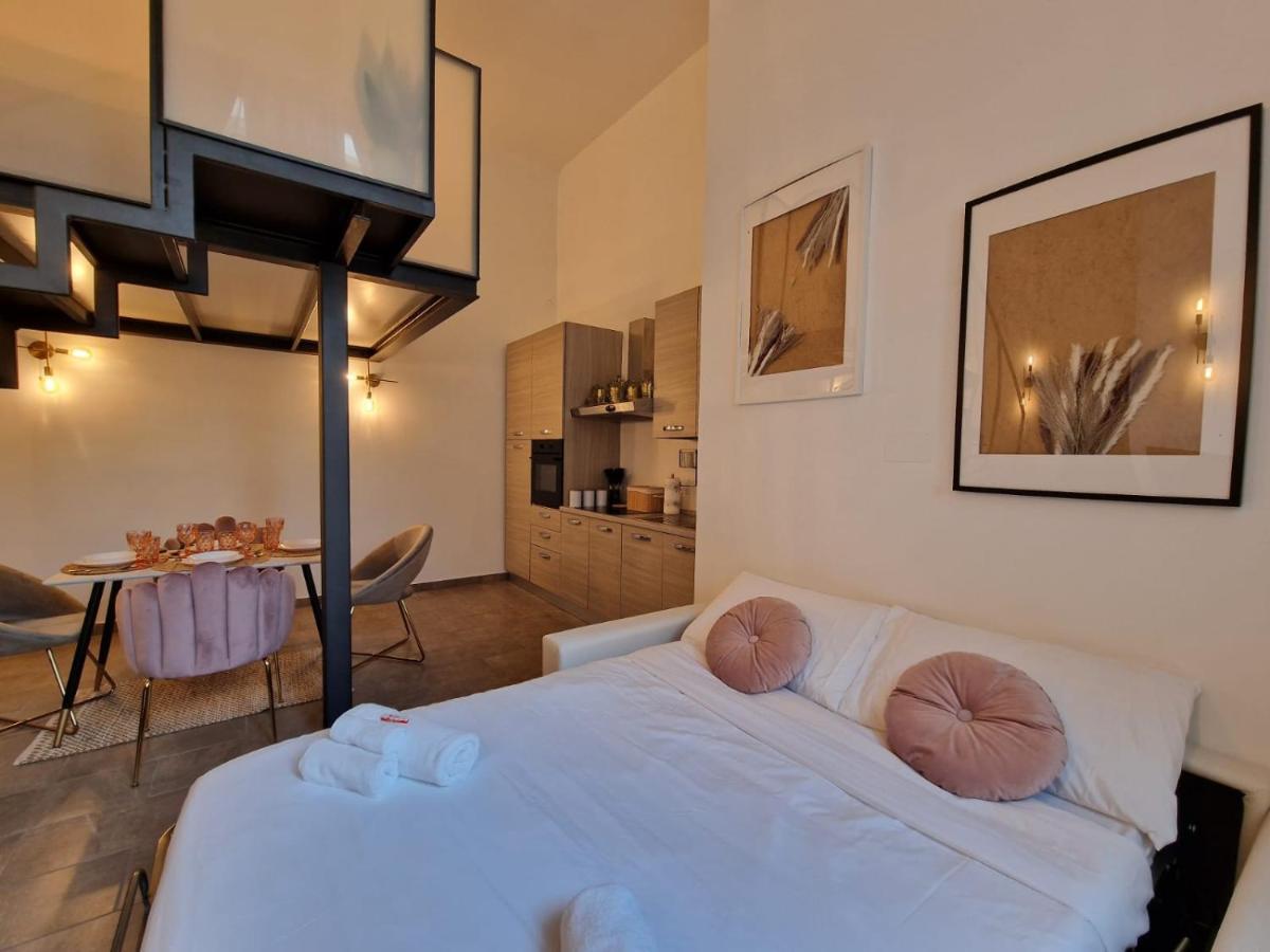 Regina Milano In Porta Romana 2 - Sky Tv, Wifi E Breakfast Box 아파트 외부 사진