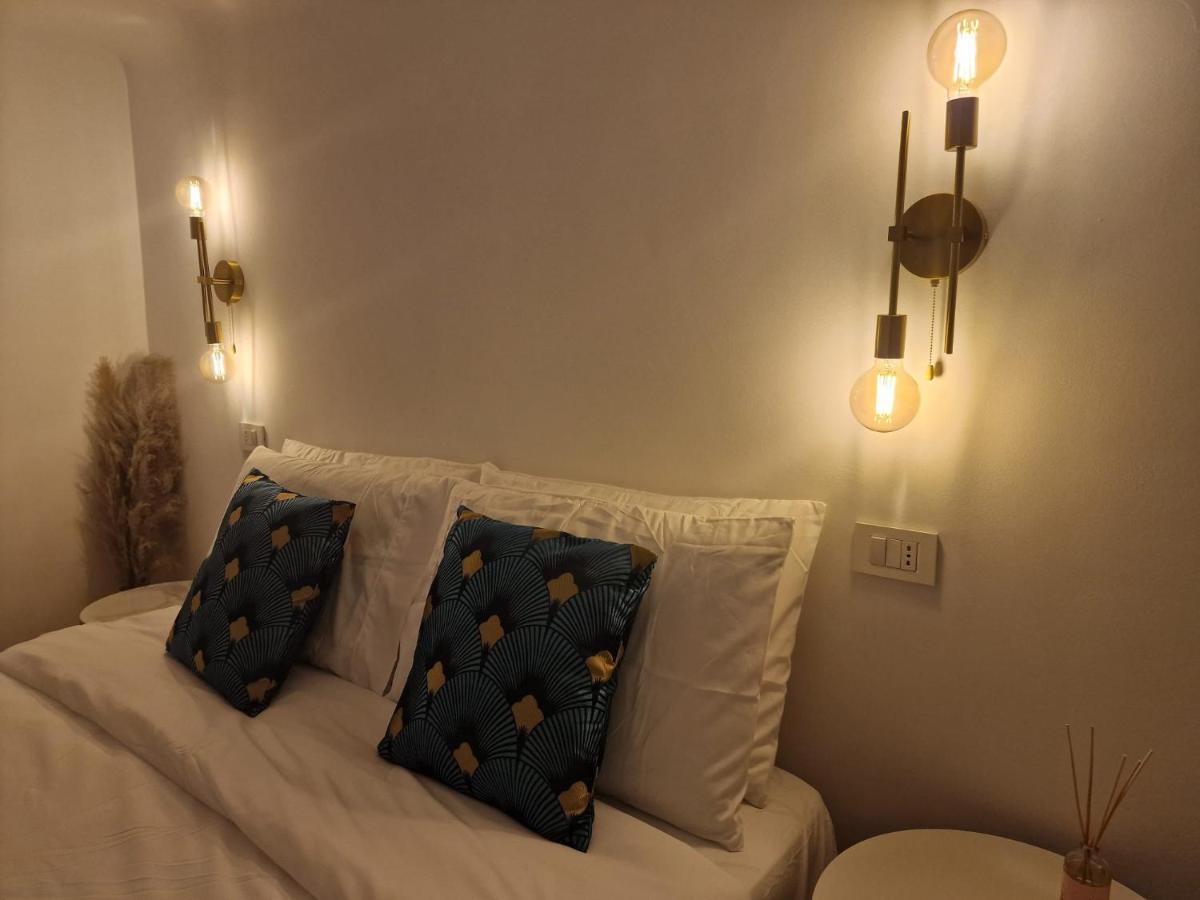 Regina Milano In Porta Romana 2 - Sky Tv, Wifi E Breakfast Box 아파트 외부 사진