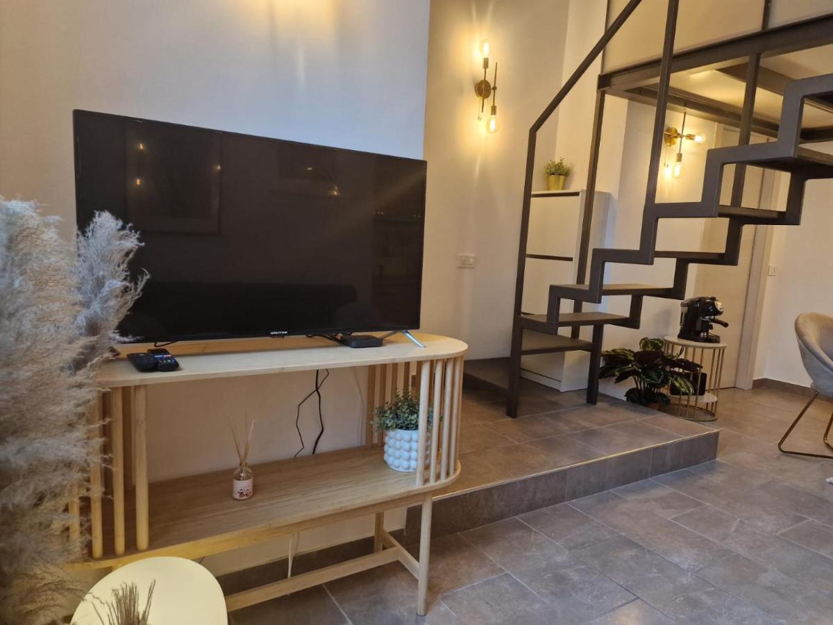 Regina Milano In Porta Romana 2 - Sky Tv, Wifi E Breakfast Box 아파트 외부 사진