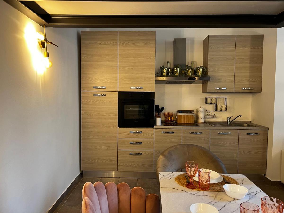 Regina Milano In Porta Romana 2 - Sky Tv, Wifi E Breakfast Box 아파트 외부 사진